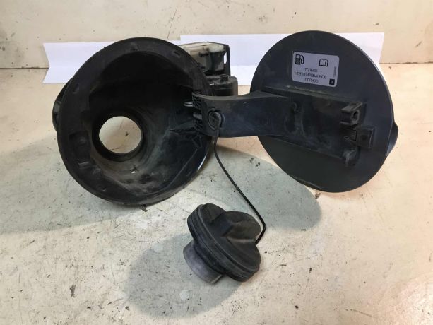 liucok-benzobaka-liuk-chevrolet-aveo-t300-art-37178-big-3