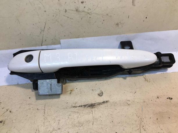 rucka-naruznaia-otkryvaniia-dveri-mazda-3-bl-restailing-sedan-art-37549-big-1