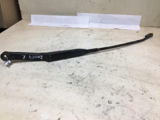 povodok-dvornika-pravyi-audi-100-c4-audi-a6-c4-art-37877