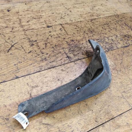 bryzgovik-perednii-levyi-toyota-corolla-ix-e120-e130-rest-xetcbe-art-37981-big-2