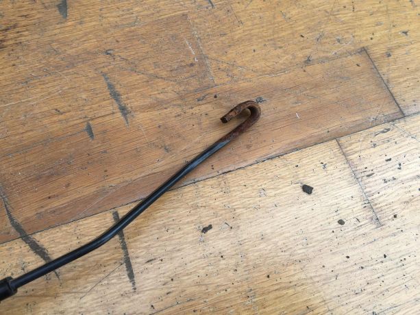 povodok-dvornika-levyi-chevrolet-cruze-do-rest-art-38511-big-2