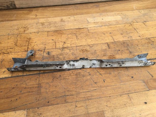 peredniaia-panel-televizor-verxniaia-cast-chevrolet-cruze-do-rest-art-38534-big-3