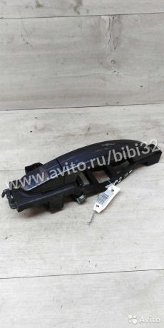 rucka-naruznaia-peredniaia-levaia-ford-focus-2-2012-god-vypuska-sedan-art-38893-big-0