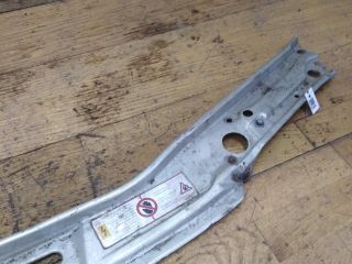 panel-peredniaia-audi-100-c4-verxniaia-cast-audi-a6-c4-televizor-art-38922