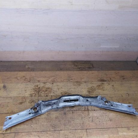 panel-peredniaia-audi-100-c4-verxniaia-cast-audi-a6-c4-televizor-art-38940-big-1