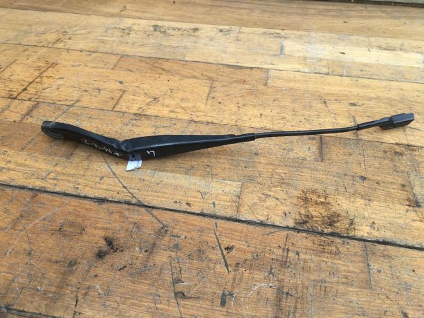 povodok-dvornika-levyi-ford-mondeo-4-rest-art-39102-big-0