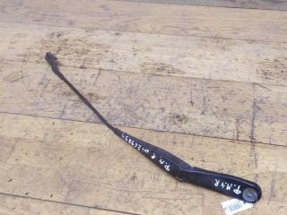 povodok-dvornika-pravyi-ford-mondeo-3-art-39264