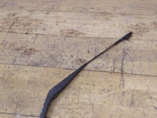 povodok-dvornika-levyi-ford-mondeo-3-art-39265