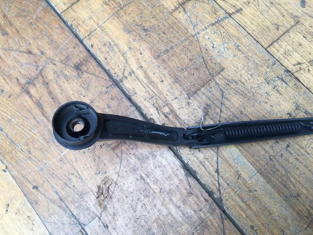 povodok-dvornika-pravyi-ford-fusion-usa-ford-mondeo-5-se-ecoboost-art-39564-big-2