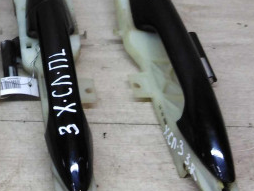 rucka-dveri-peredniaia-naruznaia-otkryvaniia-dveri-hyundai-solaris-art-40342