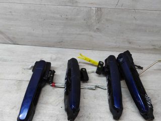 rucka-naruznaia-otkryvanii-dveri-toyota-avensis-t25-art-40374