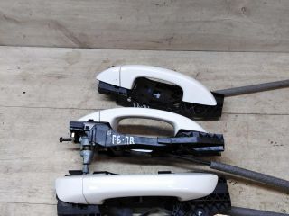 rucka-naruznaia-otkryvaniia-dveri-volkswagen-golf-6-art-41016