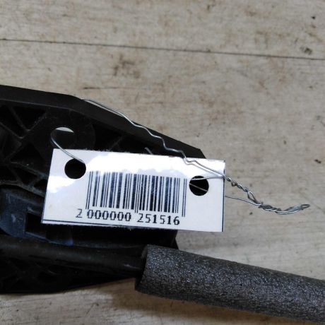 rucka-naruznaia-otkryvaniia-dveri-volkswagen-golf-6-art-41016-big-2