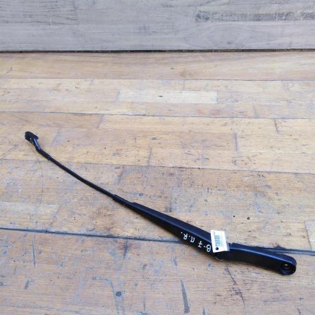 povodok-stekloocistitelia-perednii-pravyi-volkswagen-passat-b7-art-41317-big-0