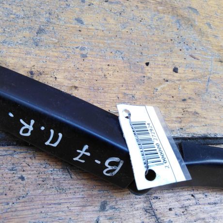 povodok-stekloocistitelia-perednii-pravyi-volkswagen-passat-b7-art-41317-big-1