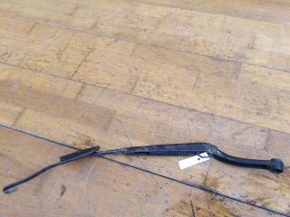 povodok-stekloocistitelia-levyi-hyundai-elantra-iii-xd-2-do-rest-art-41507