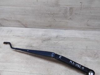 povodok-stekloocistitelia-pravyi-mitsubishi-lancer-10-art-41838