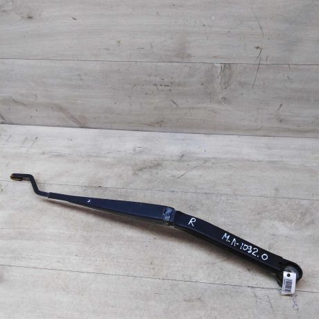 povodok-stekloocistitelia-pravyi-mitsubishi-lancer-10-art-41838-big-0