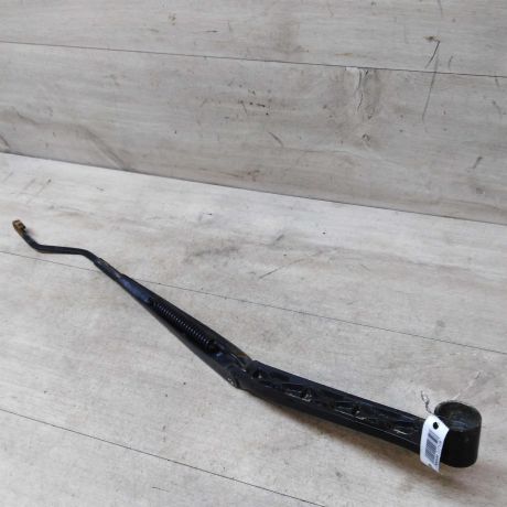 povodok-stekloocistitelia-pravyi-mitsubishi-lancer-10-art-41838-big-1