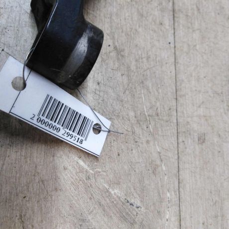 povodok-stekloocistitelia-levyi-toyota-rav4-ii-xa20-art-42106-big-1