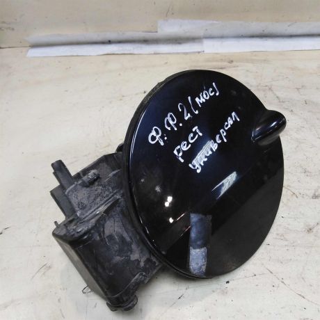 liucok-benzobaka-ford-focus-2-rest-universal-art-42885-big-0