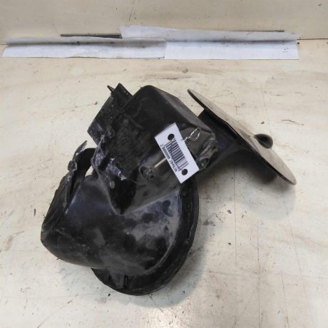 liucok-benzobaka-ford-focus-2-rest-universal-art-42885-big-4