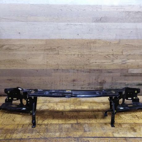 peredniaia-panel-televizor-volvo-xc90-rest-art-43370-big-1