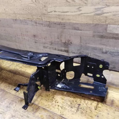 peredniaia-panel-televizor-volvo-xc90-rest-art-43370-big-2