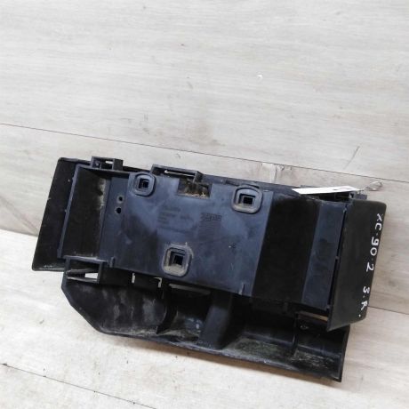 nakladka-naruznye-elementy-zadniaia-pravaia-pod-fonar-volvo-xc90-rest-art-43495-big-7