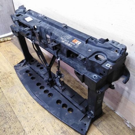 panel-peredniaia-televizor-mazda-3-bl-art-43585-big-2