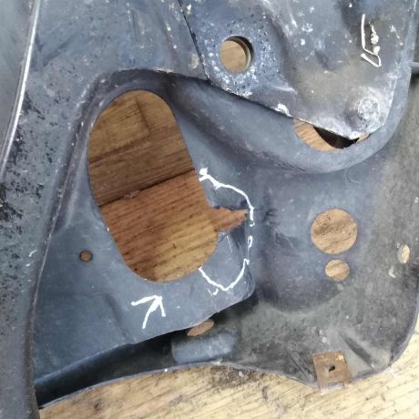 peredniaia-panel-televizor-volkswagen-passat-b5-defekt-art-43639-big-6