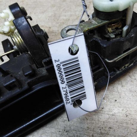 rucka-naruznaia-dveri-peredniaia-pravaia-mazda-323f-art-43926-big-2