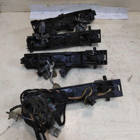 rucka-naruznaia-otkryvaniia-dveri-mercedes-w220-art-44814-big-2