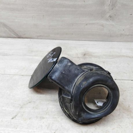 liucok-benzobaka-sedan-volkswagen-passat-b5-art-46159-big-5