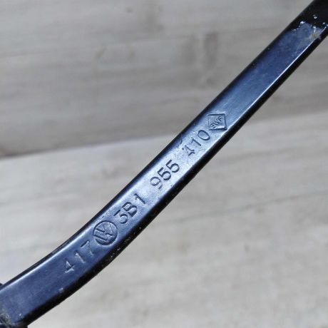 povodok-dvornika-levyi-volkswagen-passat-b5-99gv-art-46266-big-2