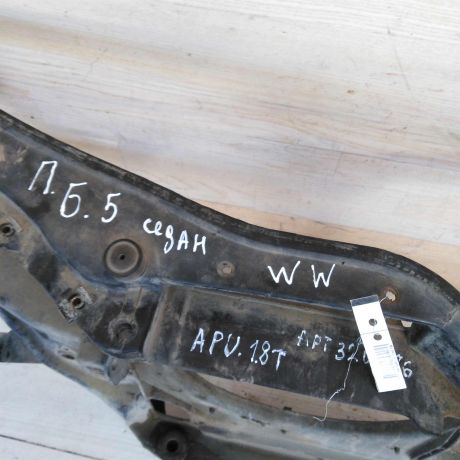 peredniaia-panel-televizor-volkswagen-passat-b5-art-46448-big-4