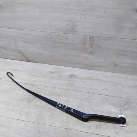 povodok-stekloocistitelia-pravyi-audi-a6-c5-art-46598-big-0