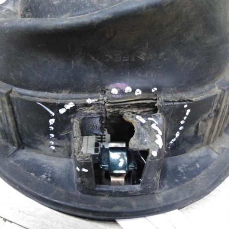 liucok-benzobaka-skoda-octavia-tour-do-rest-defekt-art-46993-big-3