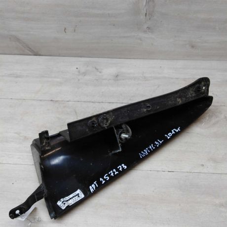 nakladka-naruznaia-kuzova-zadniaia-levaia-nad-fonarem-lada-largus-art-47970-big-3