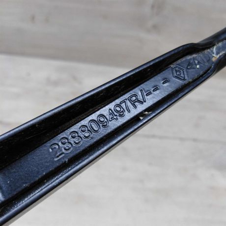 povodok-stekloocistitelia-pravyi-lada-largus-art-48034-big-2