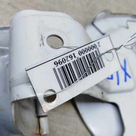 liucok-benzobaka-mazda-3-bl-art-48198-big-1