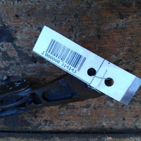 povodok-stekloocistitelia-pravyi-skoda-superb-i-rest-art-48524-big-2