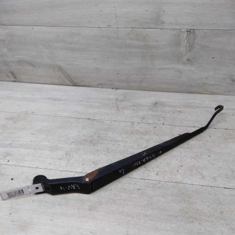 povodok-stekloocistitelia-levyi-toyota-rav4-1994-gv-20i-art-49360-big-0