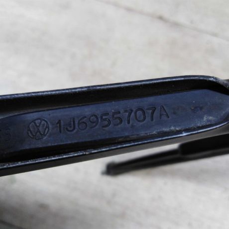 povodok-zadnego-stekloocistitelia-volkswagen-golf-4-art-49554-big-2