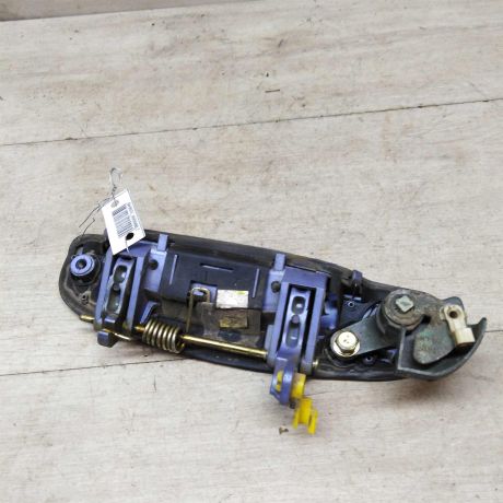 rucka-naruznaia-dveri-peredniaia-levaia-hyundai-getz-art-49561-big-1