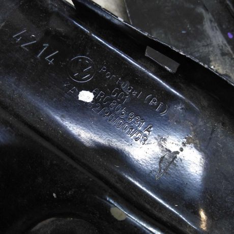 peredniaia-panel-levaia-cast-volkswagen-polo-sedan-art-49684-big-1