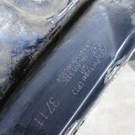 peredniaia-panel-televizor-pravaia-cast-volkswagen-polo-sedan-art-49732-big-1