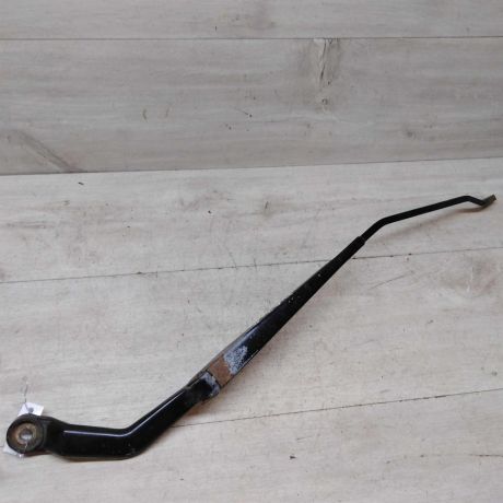 povodok-stekloocistitelia-pravyi-nissan-almera-ii-n16-art-49751-big-0