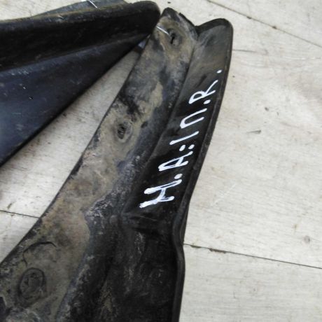 bryzgovik-perednii-pravyi-nissan-almera-ii-n16-art-49767-big-1