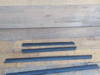 molding-dveri-niznii-komplekt-audi-100-c4-art-50013